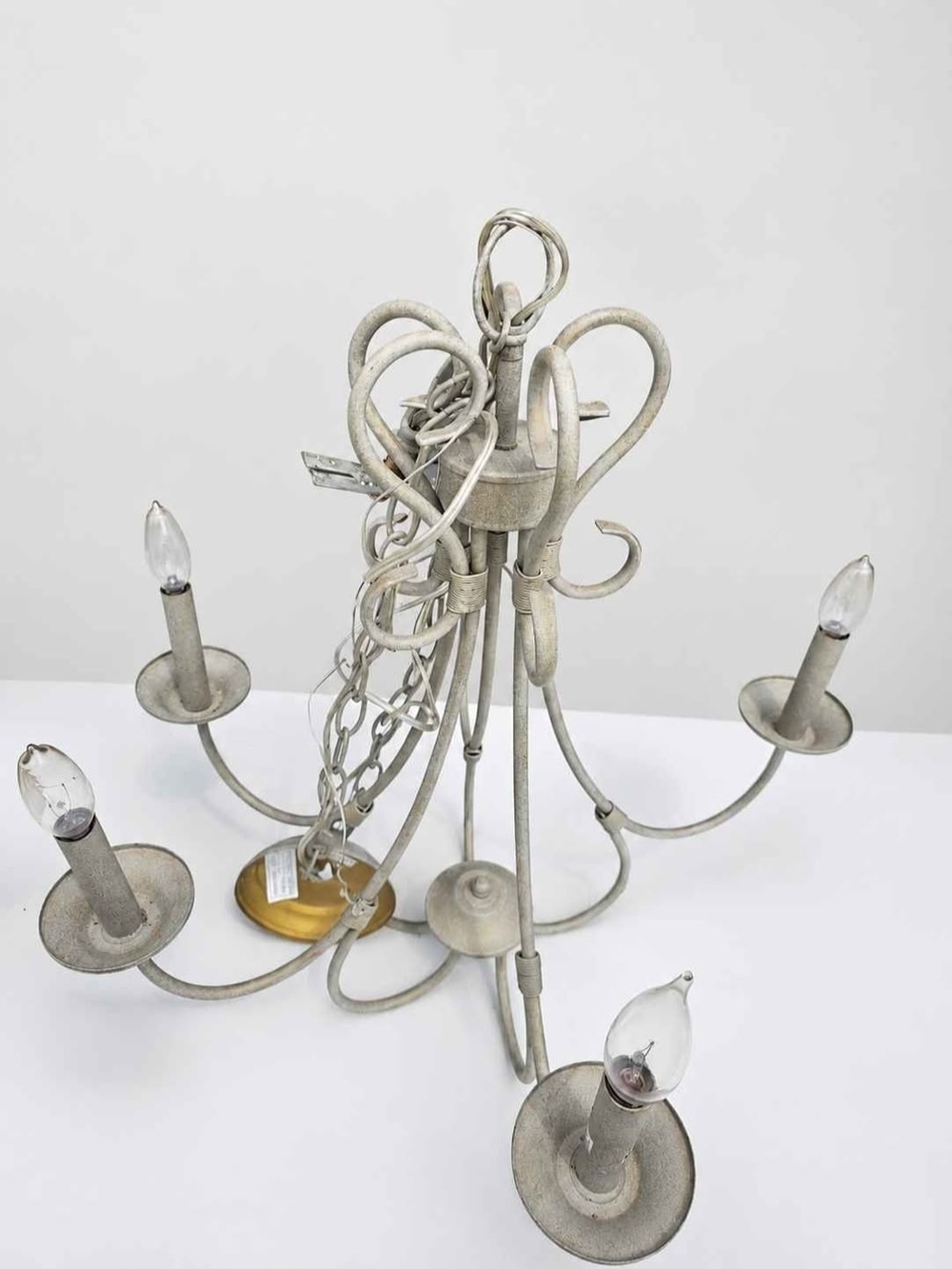 Unbranded Vintage-Style Cream Metal Chandelier